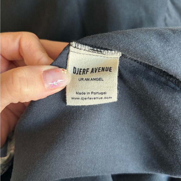 Djerf Ave On The Go Shirt Ash - Picture 8 of 10